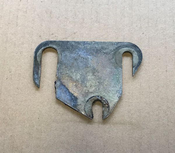 Shim for Upper Door Hinge / Unterlage für Oberes Türscharnier