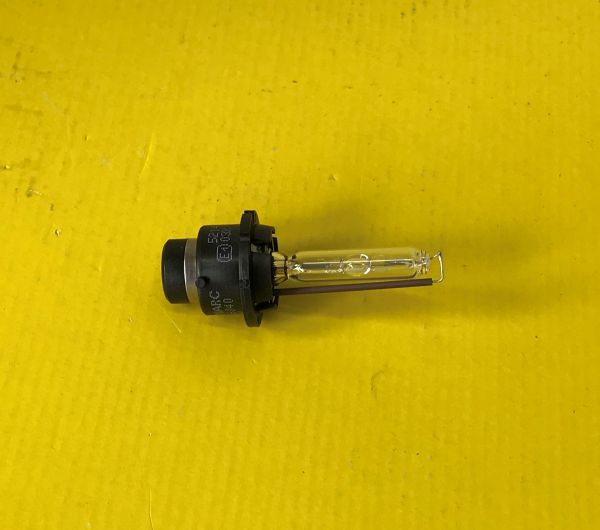 Low Beam Xenon Bulb / Abblendlicht Xenon Birne