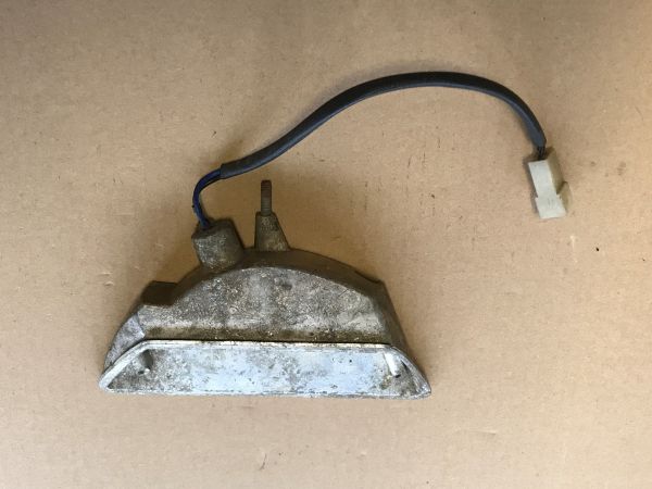 Front Indicator Base - links / Blinkersockel vorn - links