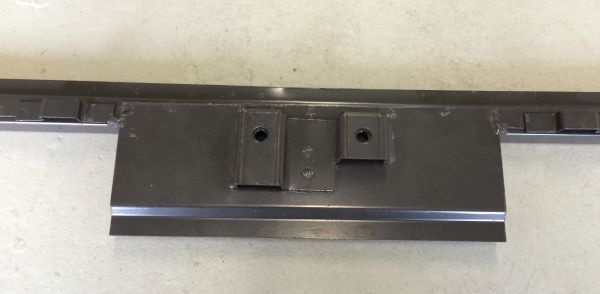 Bracket above rear Panel / Querträger oberhalb Heckblech