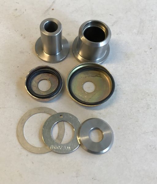 Upper Front Inner Wishbone Bush Assembly / Buchse für vorderen Lenker - oben innen hinten