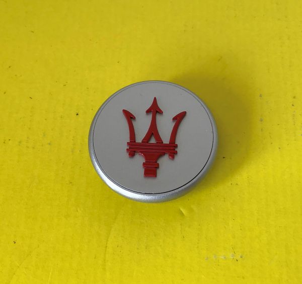 Wheel Rim Cup With Trident / Felgenkappe mit Dreizack Logo