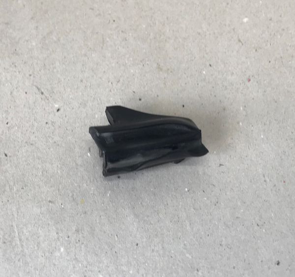 Rubber at right Door / Gummi an Tür rechts