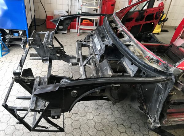 Front Frame Structure / Rahmen vorne