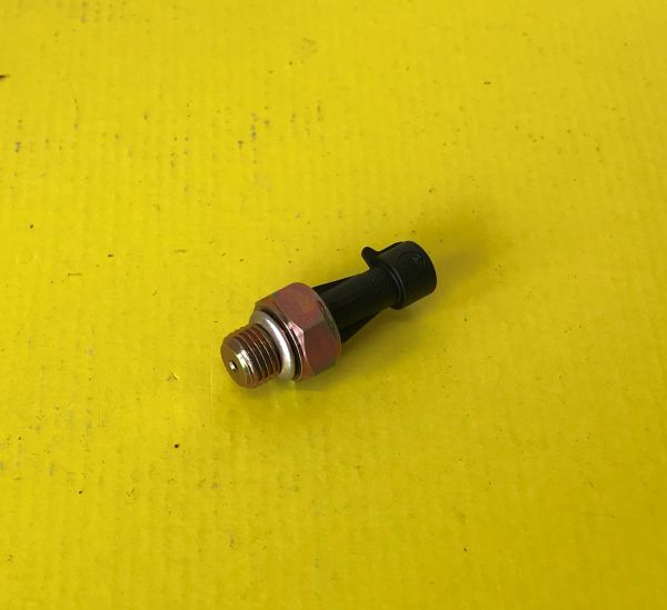 Oil Pressure Transmitter / Öldruckgeber