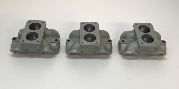 Ferrari - Set of Intake Manifolds / Satz Ansaugbrücken