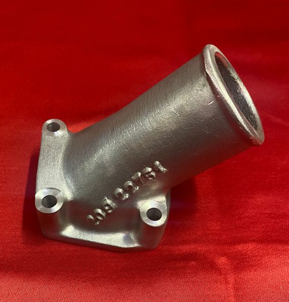 Ferrari 330 GT 2+2 - Thermostat Body / Aufnahme für Thermostat