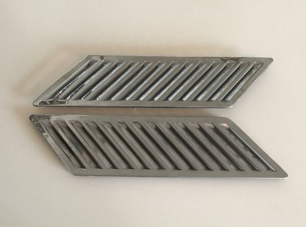Pair of Side Vents - Chromed / Paar Lüftergitter verchromt