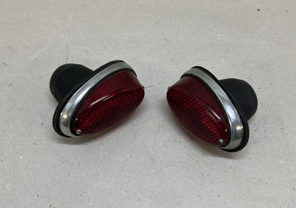 Carello - Pair of Rear Lights / Paar Rückleuchten