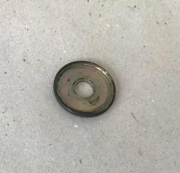 Washer at Front Control Arm / Scheibe an Achsstrebe vorn