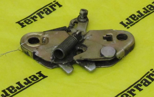Front Hood Lock - right / Haubenschloß vorne - rechts