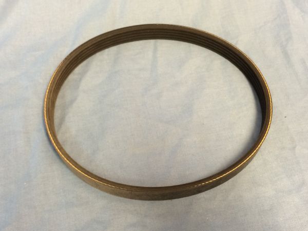 Belt for Power Steering Pump / Riemen für Servopumpe